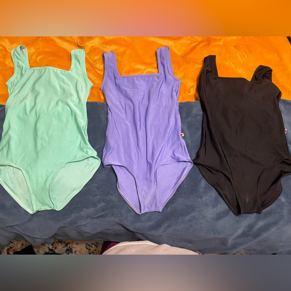 3 small yumiko leotards